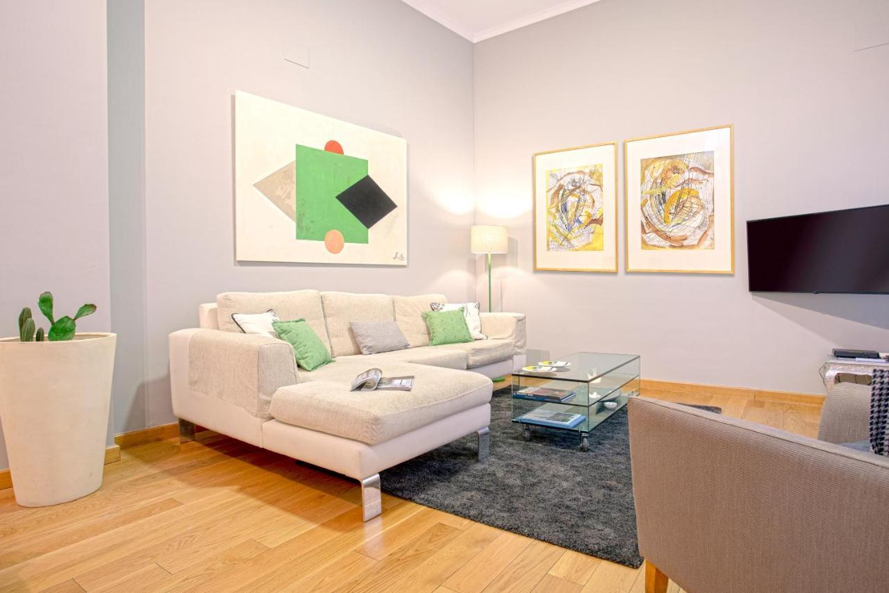 Genteel Home Vinuesa Siviglia Esterno foto