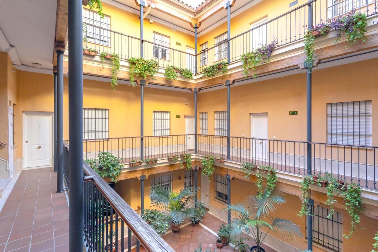 Genteel Home Vinuesa Siviglia Esterno foto
