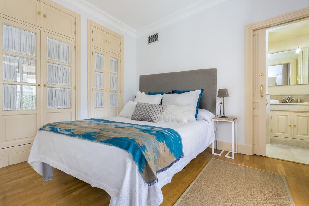 Genteel Home Vinuesa Siviglia Esterno foto