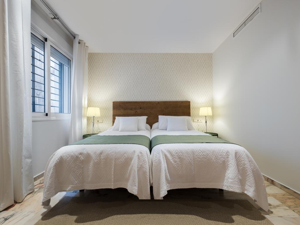 Genteel Home Vinuesa Siviglia Esterno foto