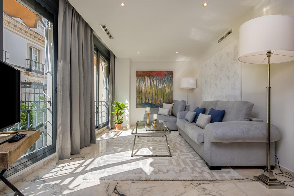 Genteel Home Vinuesa Siviglia Esterno foto