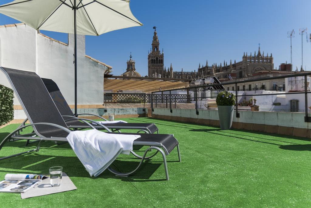 Genteel Home Vinuesa Siviglia Esterno foto