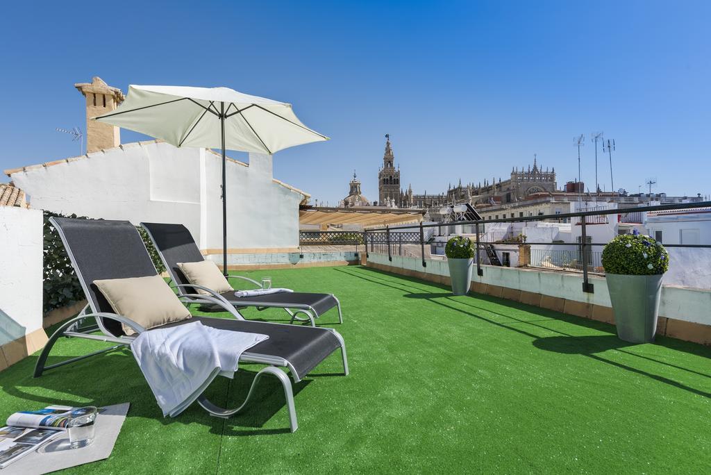 Genteel Home Vinuesa Siviglia Esterno foto