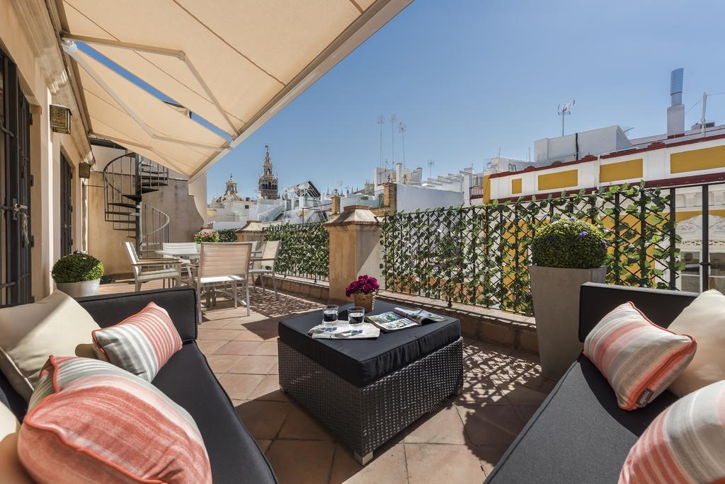 Genteel Home Vinuesa Siviglia Esterno foto