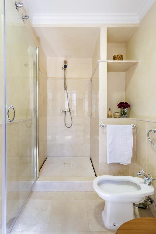 Genteel Home Vinuesa Siviglia Esterno foto